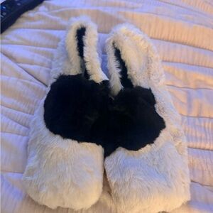 VHNY Black and White Plush Slippers